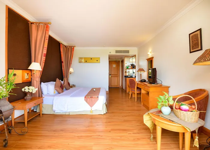 Angkor Century & Hotel 5*
