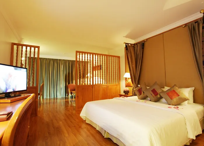 Hotel Angkor Century &