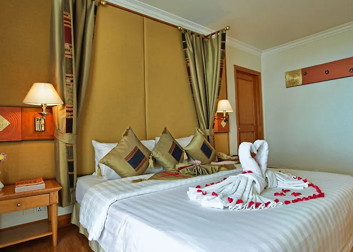 Hotel Angkor Century & 5*