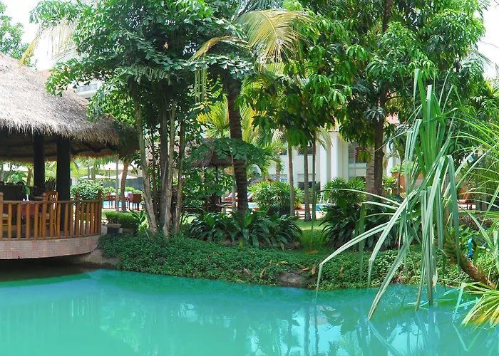 Angkor Century & Hotel Siem Reap