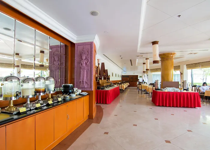 Angkor Century & Hotel 5*
