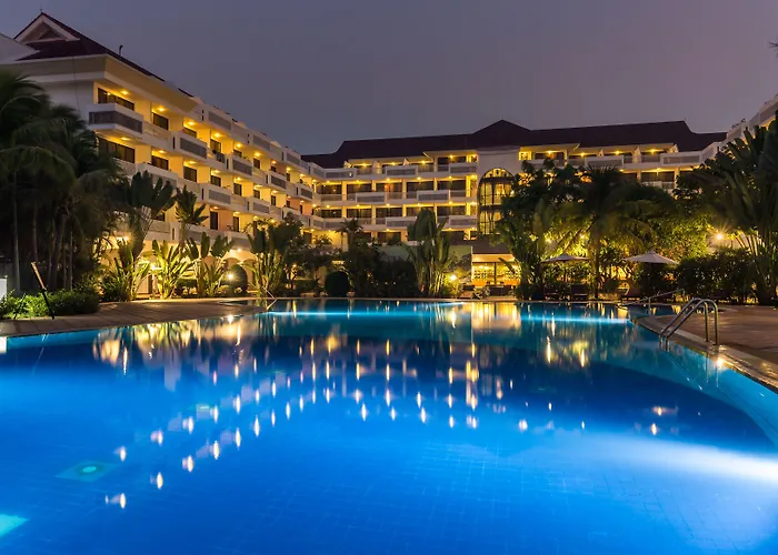 Hotel Angkor Century & Siem Reap