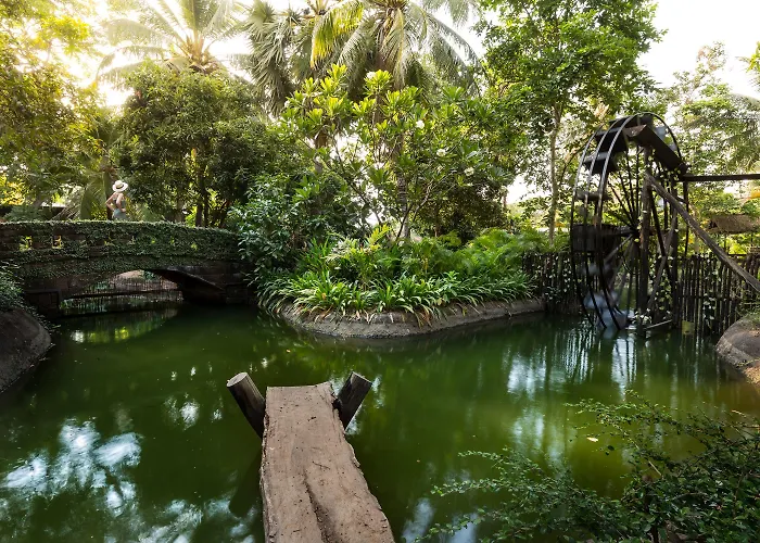Hotel Angkor Century &